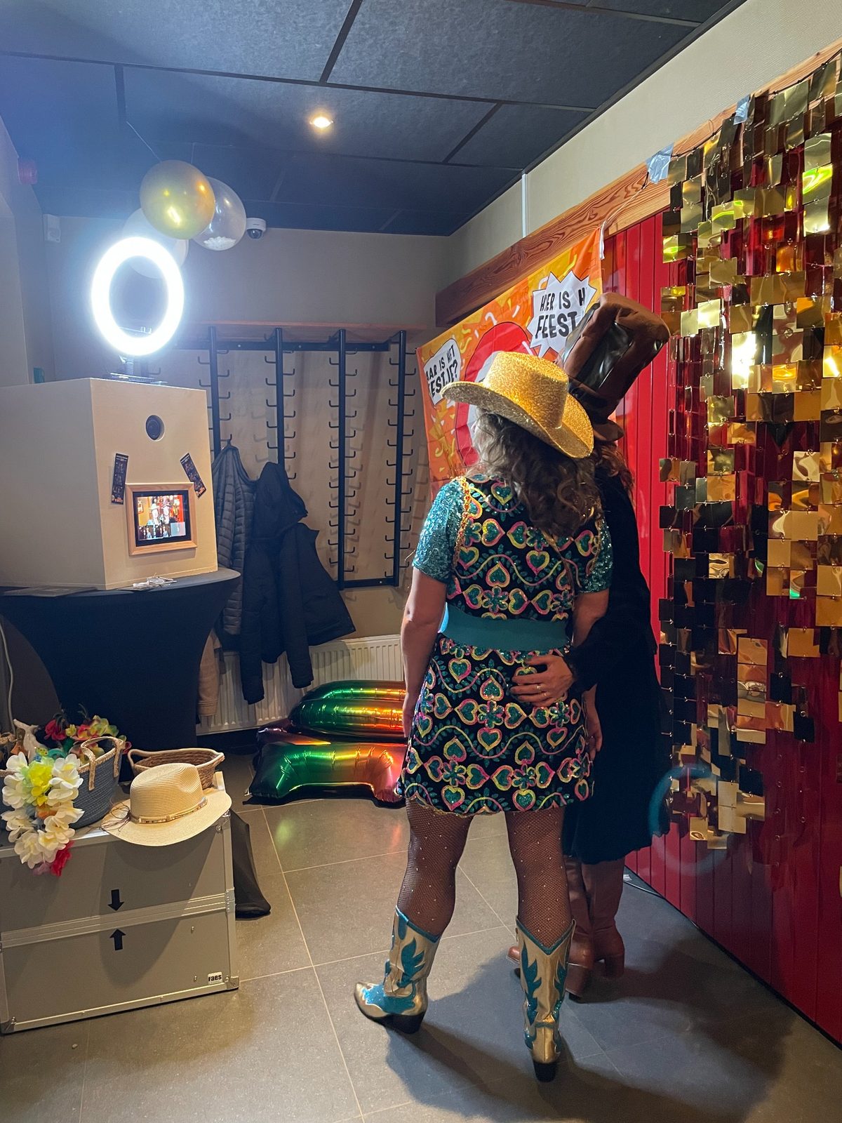 Vrienden op een feest